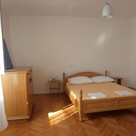 Kuca Ivan * Sveti Filip i Jakov