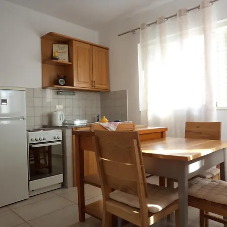 Kuca Ivan Apartamento Sveti Filip i Jakov